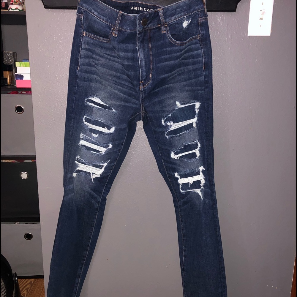 BRAND NEW (without tags) American Eagle Jeans